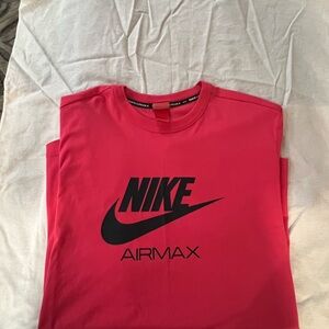 Nike Air Max Red T-Shirt